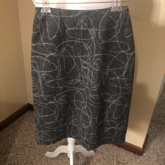 French Connection Gray With Cream Wool Blend Skirt Sz 2 - Picture 1 of 6